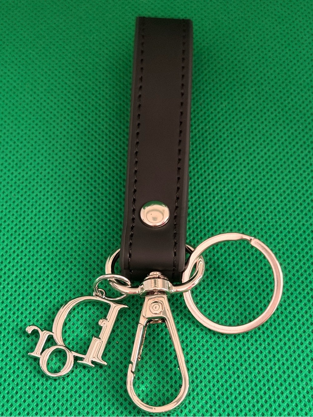 Dior Keychain - Picture 5 of 6